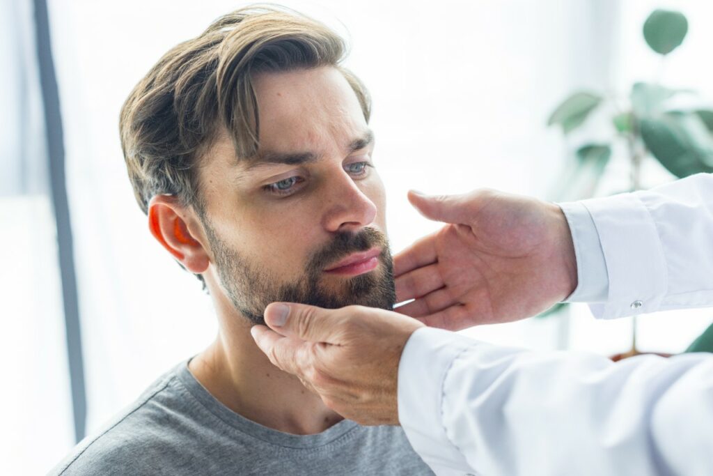 Tratamiento de marcación mandibular con ácido hialurónico